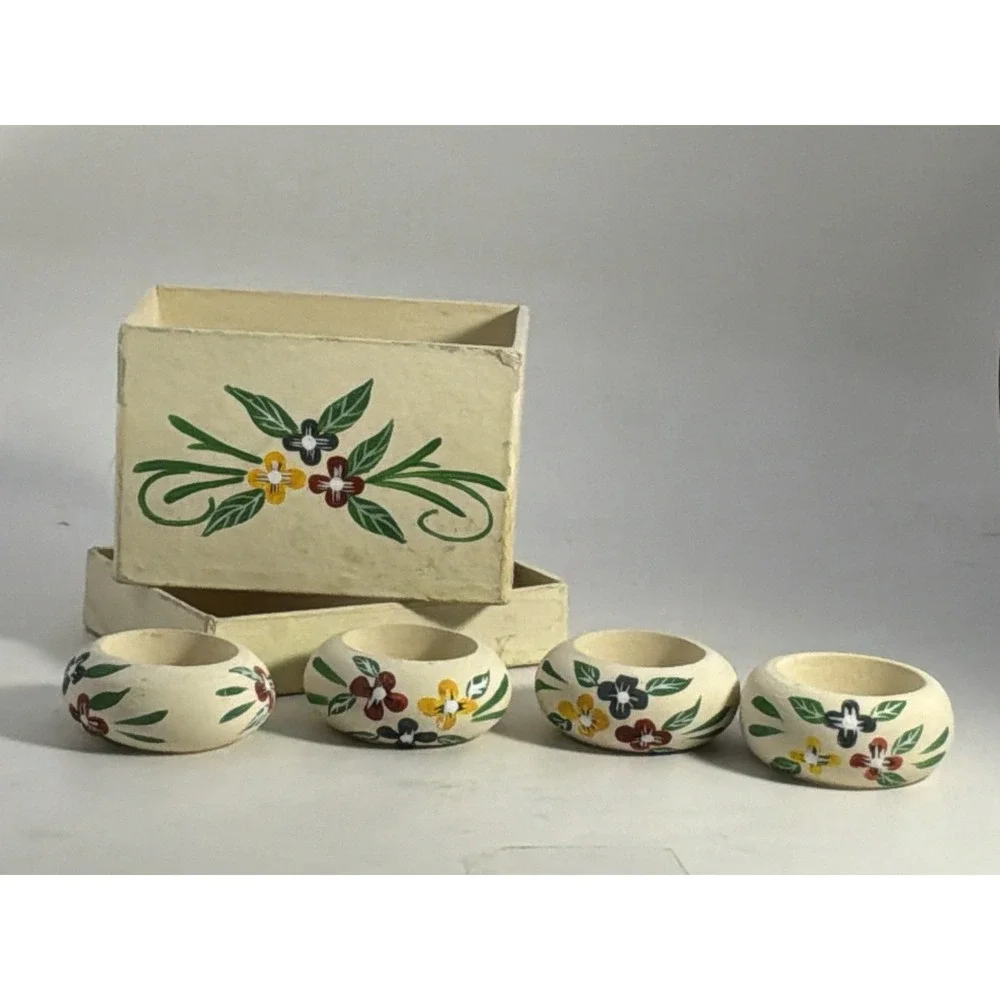 Painted Floral Box W 4 Painted Floral Napkin Rings 4